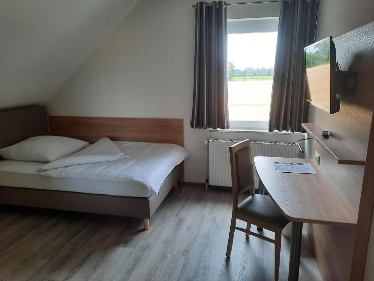 Hotel Zur Erholung & Restaurant Amme'S Landhaus Eicklingen エクステリア 写真