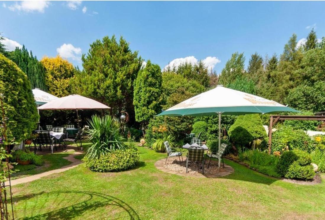 Hotel Zur Erholung & Restaurant Amme'S Landhaus Eicklingen エクステリア 写真