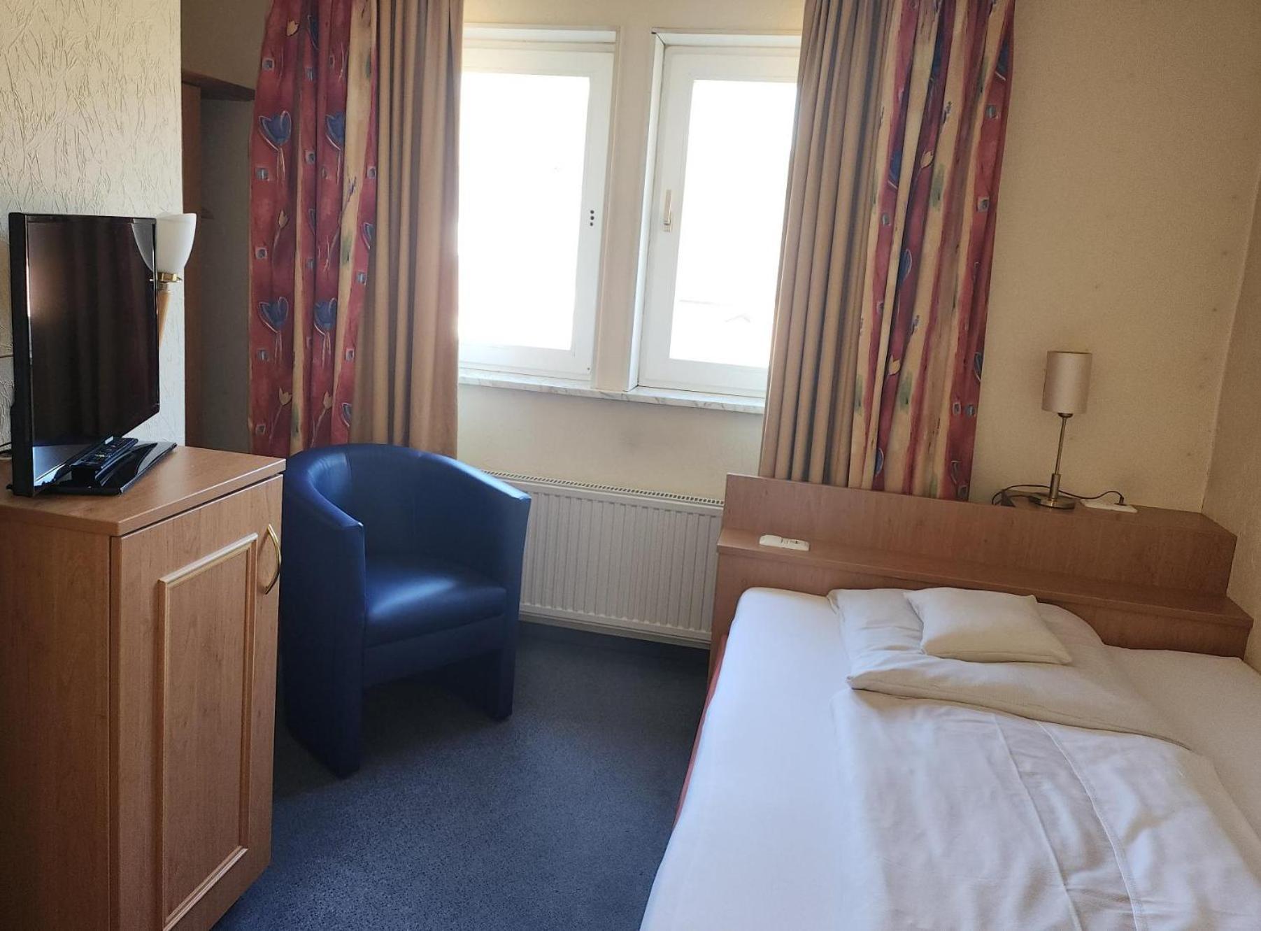 Hotel Zur Erholung & Restaurant Amme'S Landhaus Eicklingen エクステリア 写真