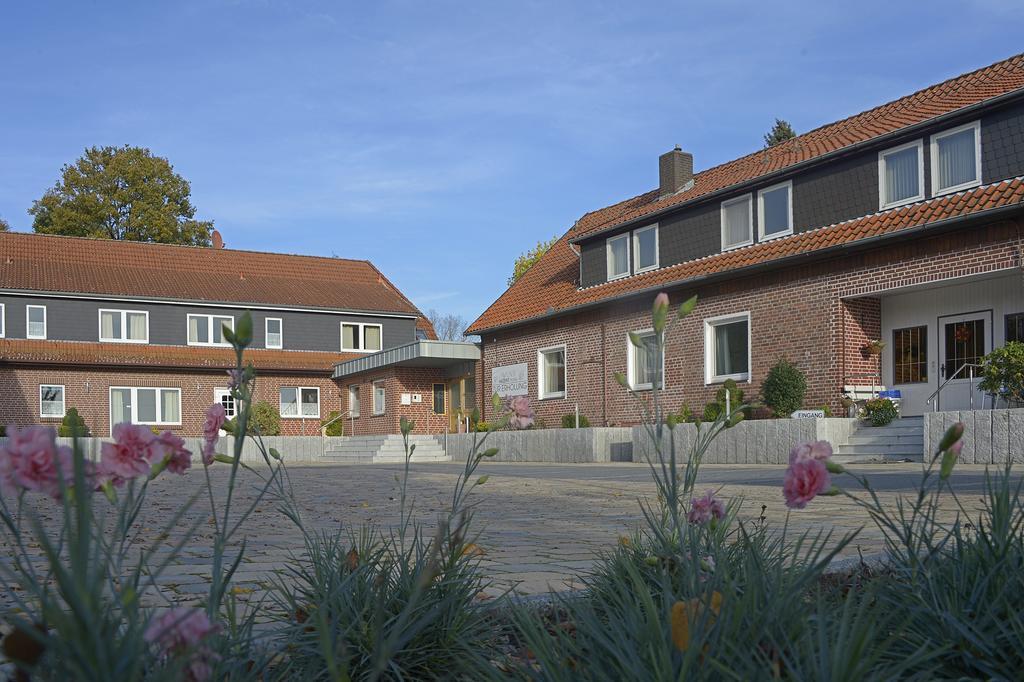 Hotel Zur Erholung & Restaurant Amme'S Landhaus Eicklingen エクステリア 写真